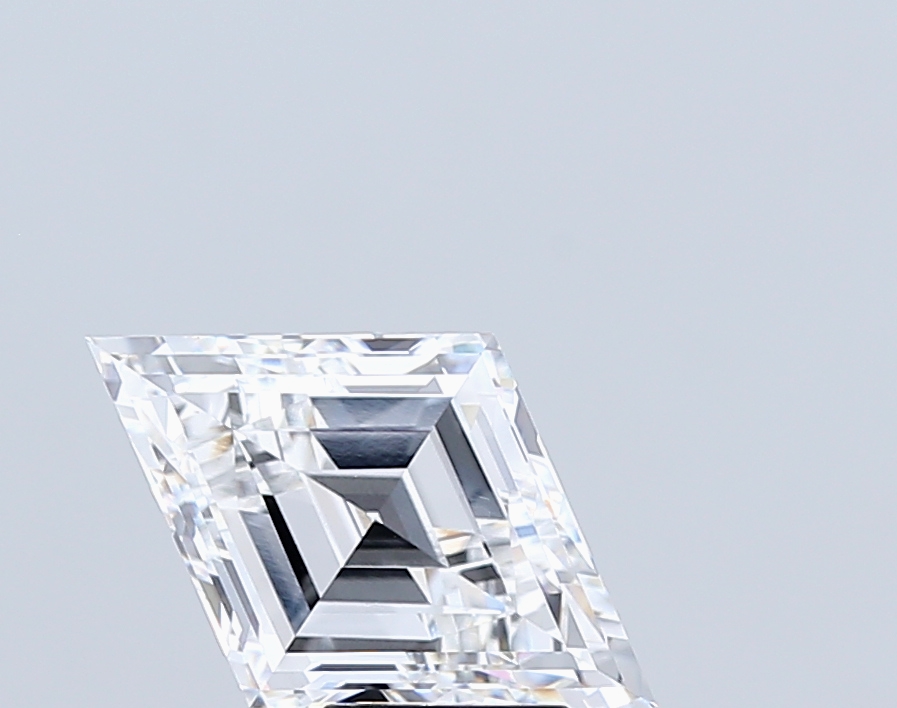 5.22 carat Lozenge pairing candidate