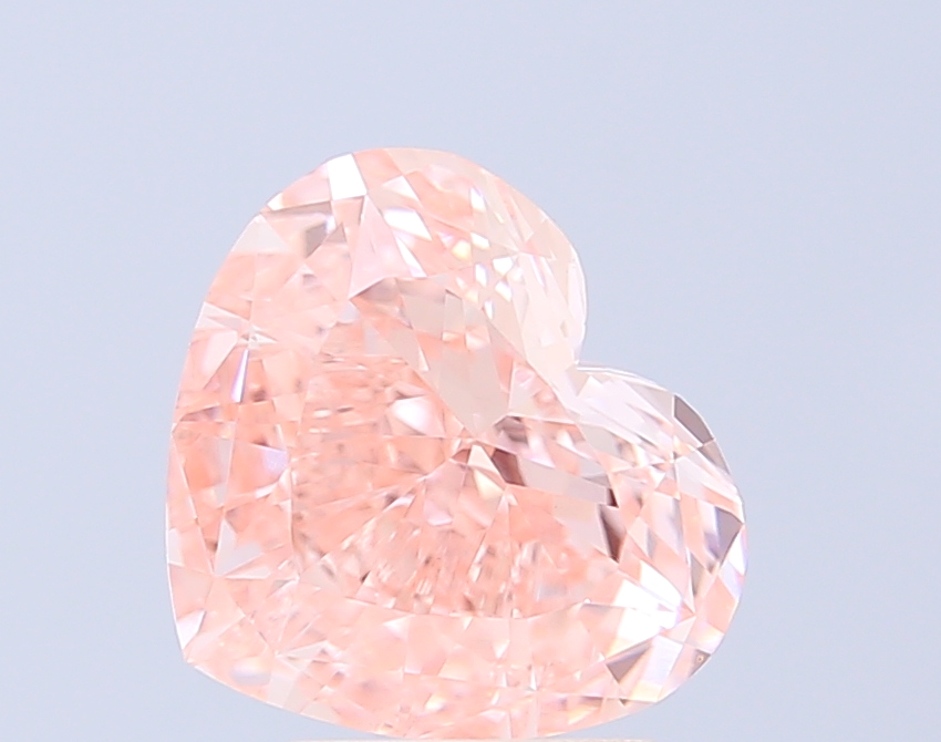 3.01 ct Heart, Fancy Vivid Pink VVS2 IGI CVD