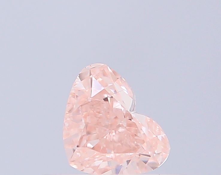 0.31 ct Heart, Fancy Intense Pink VS1 CVD