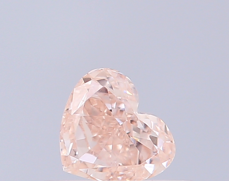 0.25 ct Heart, Fancy Intense Pink VS1 CVD