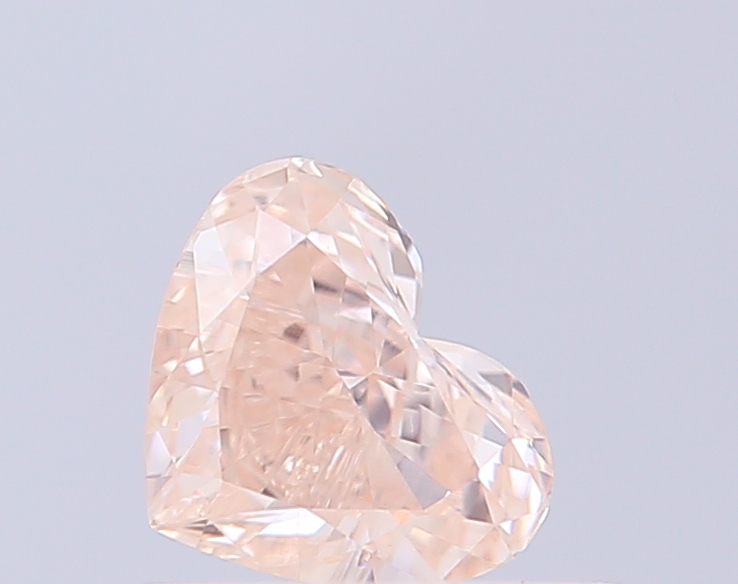 0.40 ct Heart, Fancy Intense Pink VS1 CVD
