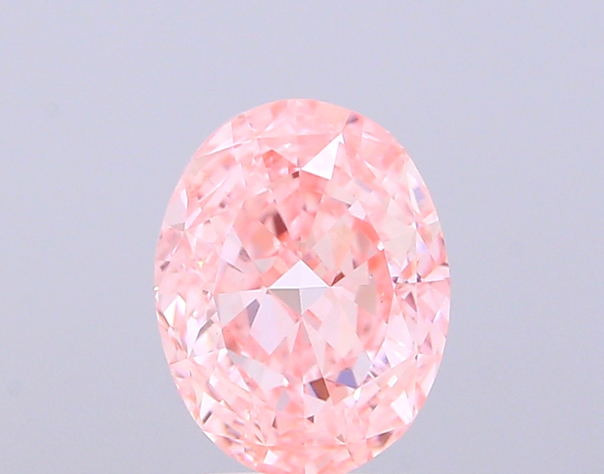 2.01 ct Oval, Fancy Vivid Pink VS1 IGI HPHT