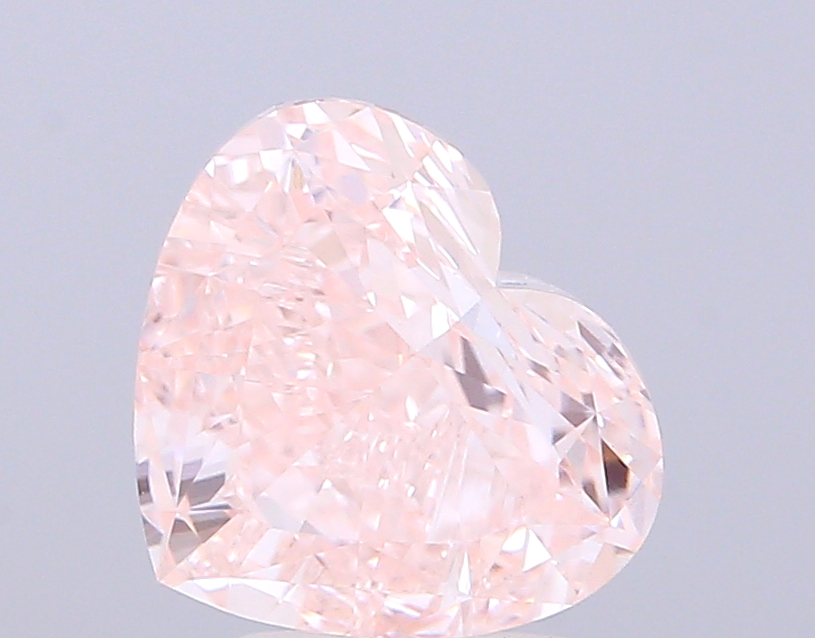 3.01 ct Heart, Fancy Pink VVS2 IGI CVD