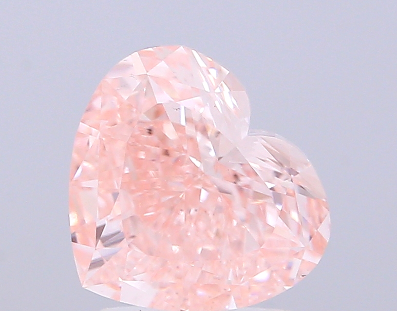 3.02 ct Heart, Fancy Intense Pink VS1 IGI CVD