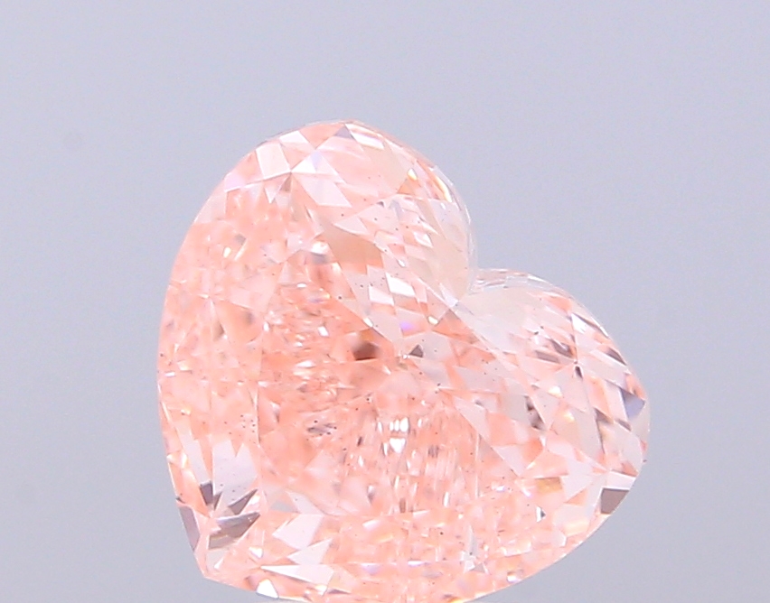 3.00 ct Heart, Fancy Intense Orangey Pink VS2 IGI CVD