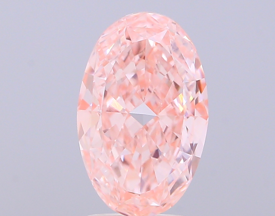 3.02 ct Oval, Fancy Vivid Pink VVS2 IGI CVD