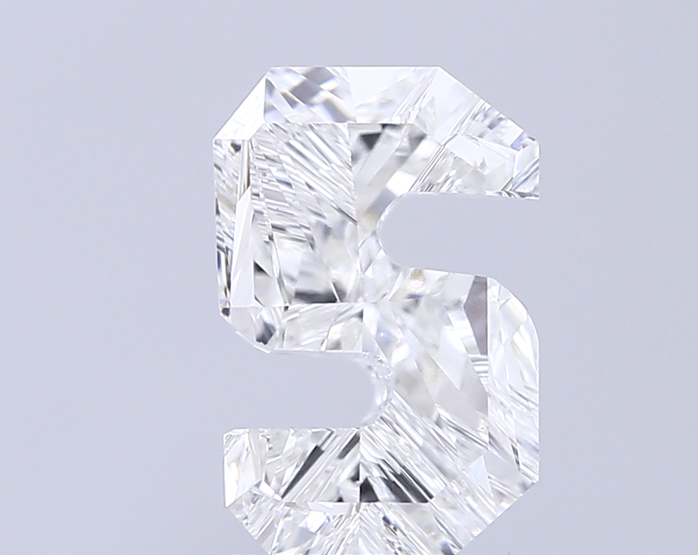 2.61 ct Alfabet, F VVS2 CVD