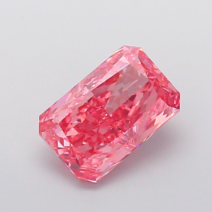 2.51 ct Pink (Vivid) VS1 Radiant lab-grown diamond