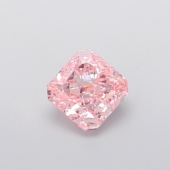 1.34 ct Pink (Vivid) VVS2 Radiant lab-grown diamond