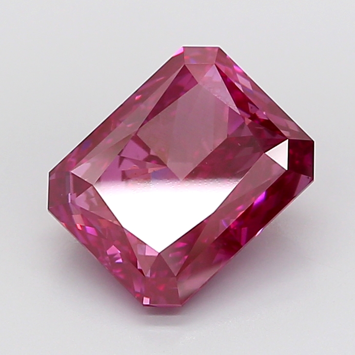 5.64 ct Radiant Fancy Vivid Pink Lab-Grown Diamond
