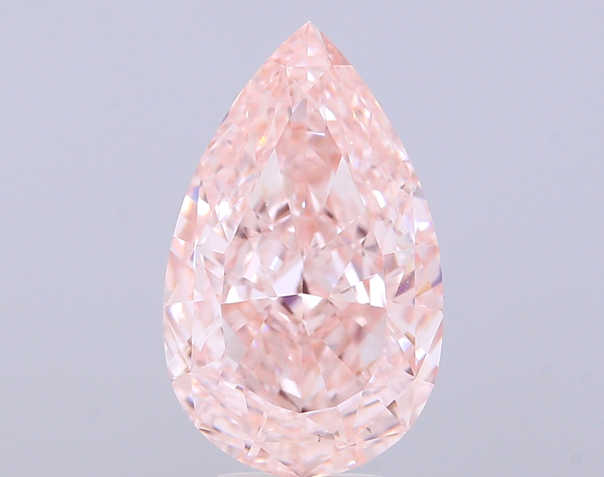 5.00 ct Pear, Fancy Intense Pink VS1 IGI CVD
