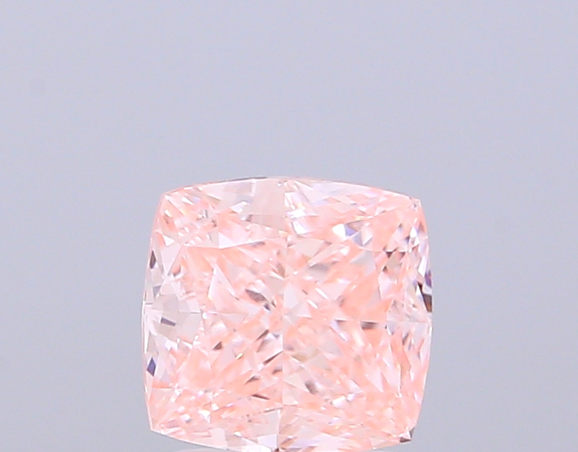 1.54 ct Cushion, Fancy Vivid Pink VVS1 IGI CVD