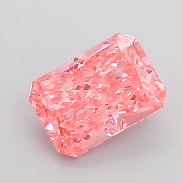 4.17 ct Pink (Vivid) VS1 Radiant lab-grown diamond