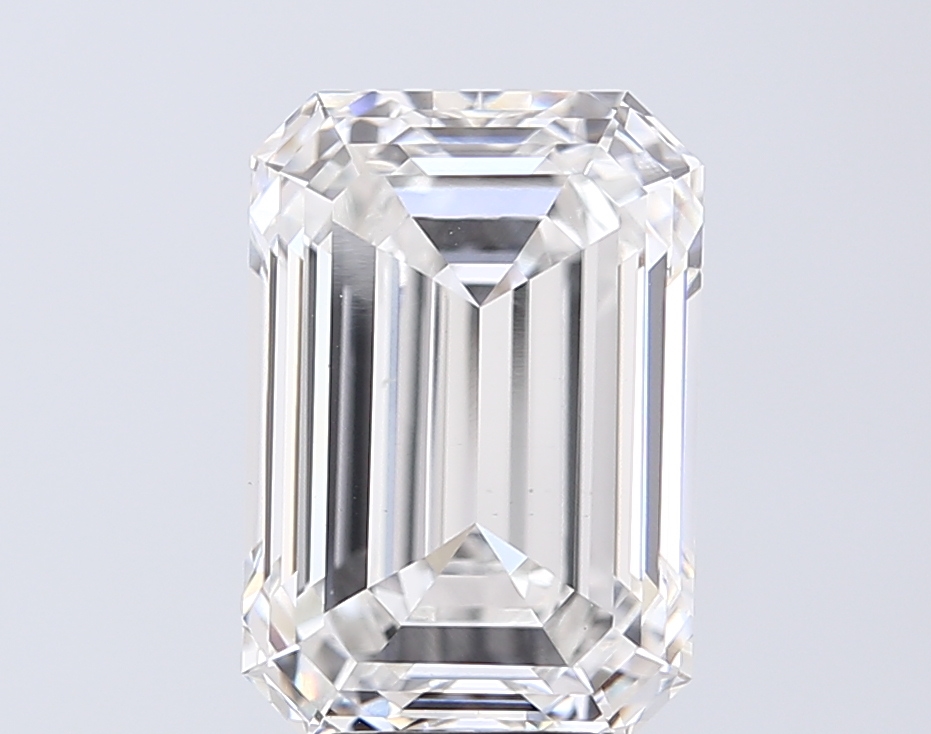 5.04 ct F VVS2 Emerald Cut lab-grown diamond