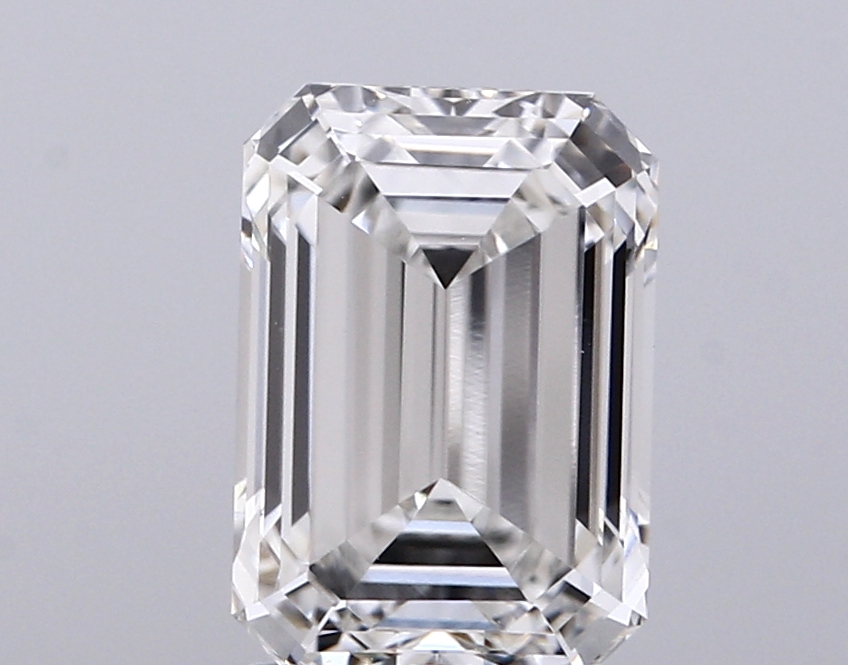 2.85 ct G VVS2 Emerald Cut lab-grown diamond
