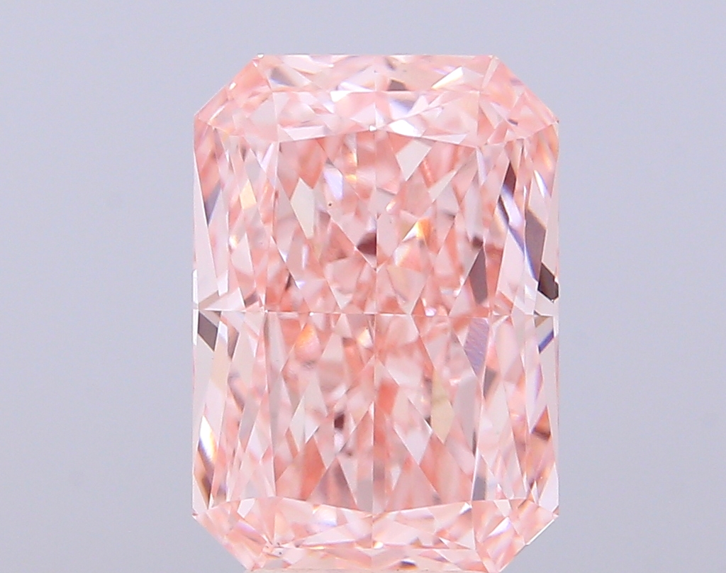 5.07 ct Radiant, Fancy Vivid Pink VS1 IGI CVD