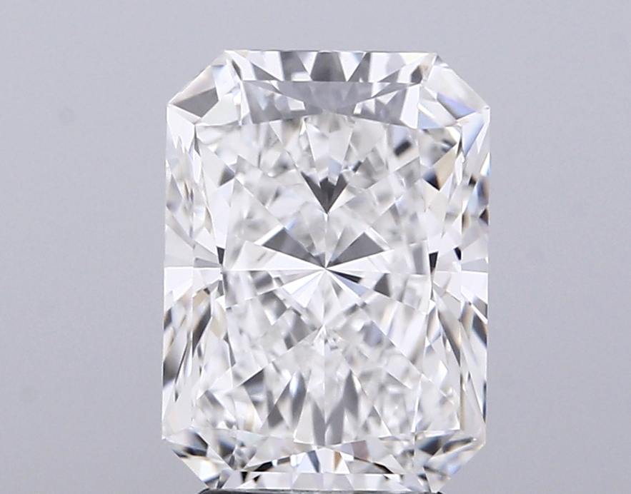 3.09 ct F VVS2 Radiant lab-grown diamond