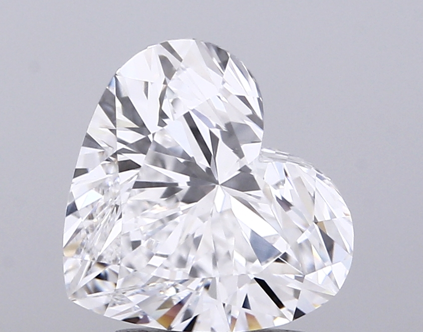 3.05 ct D VVS2 Heart Brilliant lab-grown diamond