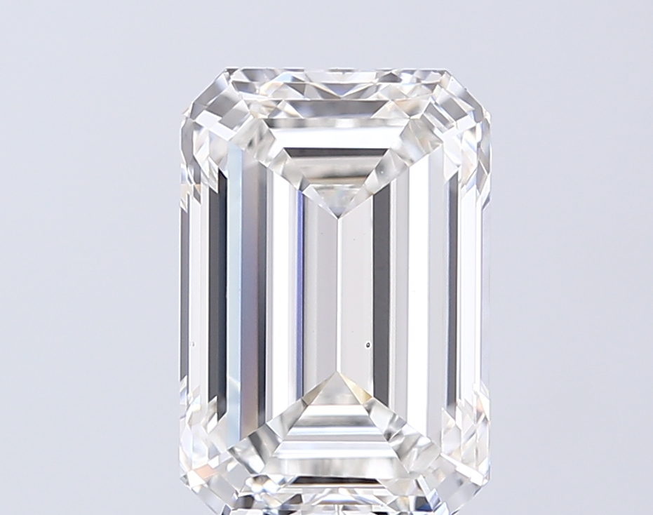5.04 ct F VVS2 Emerald Cut lab-grown diamond
