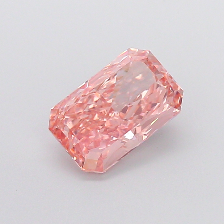 2.01 ct Pink (Intense) VS1 Radiant lab-grown diamond