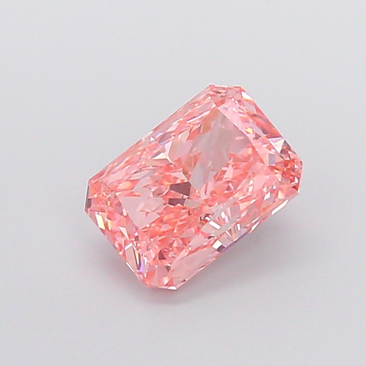 2.22 ct Pink (Vivid) VS2 Radiant lab-grown diamond