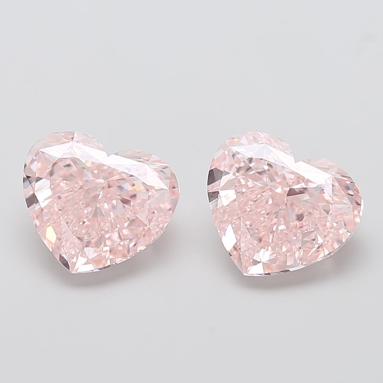 5.02 ct Heart Fancy Intense Pink Lab-Grown Diamond