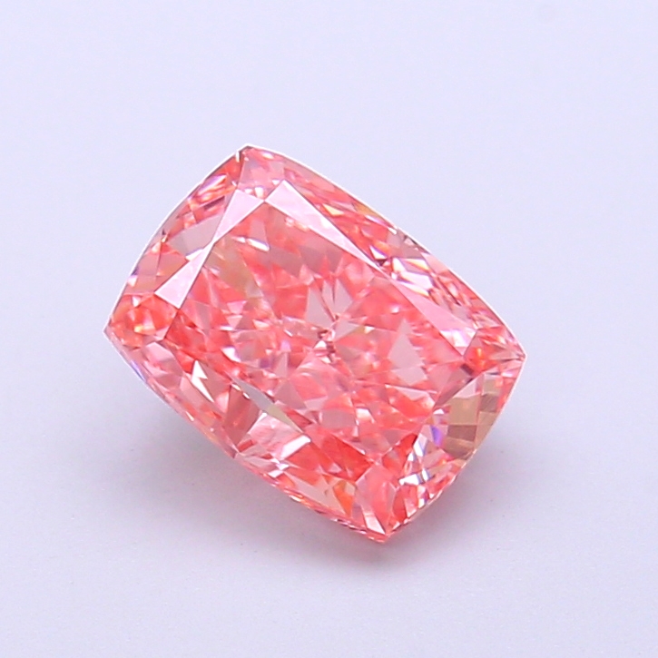 1.57 ct Pink (Vivid) VVS2 Cushion lab-grown diamond