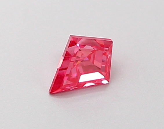 0.10 ct Kite Fancy Vivid Pink Lab-Grown Diamond
