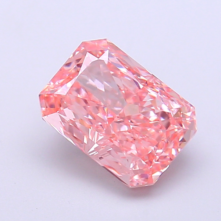 2.14 ct Pink (Vivid) VS1 Radiant lab-grown diamond