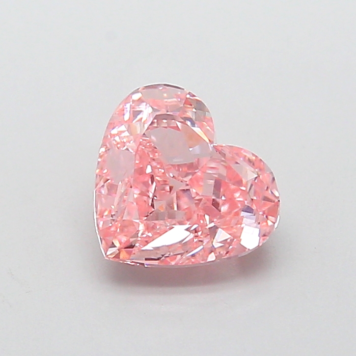 1.64 ct Pink (Intense) VVS2 Heart Modified lab-grown diamond