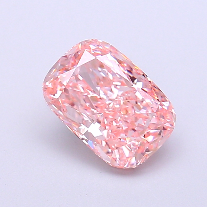 1.57 ct Pink (Vivid) VS1 Cushion lab-grown diamond