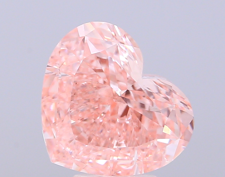 5.02 ct Heart Fancy Vivid Pink VS1 IGI CVD