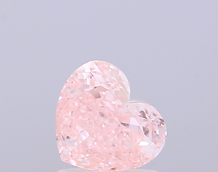 1.01 ct Heart, Fancy Intense Pink VVS2 IGI CVD