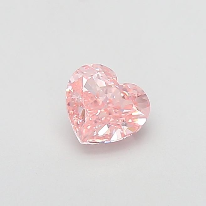 0.81 ct Pink (Intense) VS1 Heart Modified lab-grown diamond