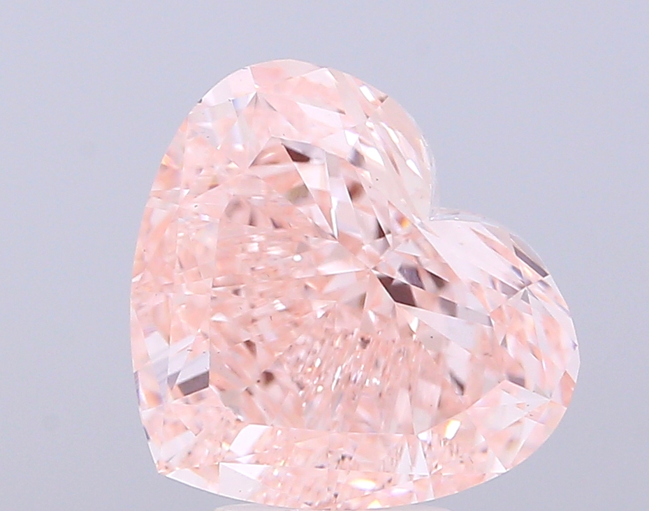 5.02 ct Heart, Fancy Intense Pink VS1 IGI CVD