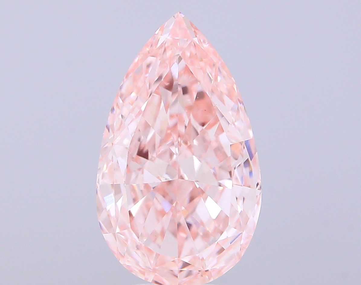 5.01 ct Pear, Fancy Intense Pink VS1 IGI CVD