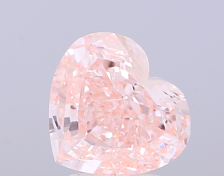3.01 ct Heart, Fancy Intense Pink VVS1 IGI CVD